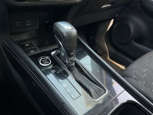 Used 2022 Nissan Kicks SV image 16