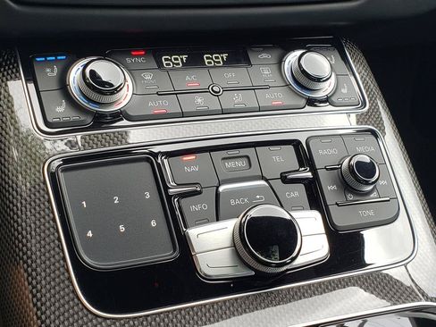 Used 2017 Audi S8 Plus AWD/4WD image 23