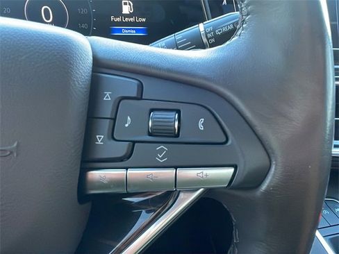 Used 2022 Cadillac Escalade ESV Premium Luxury w/ Performance Package image 25