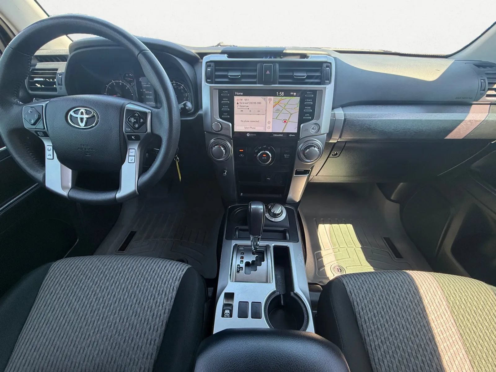 Used 2020 Toyota 4Runner SR5 w/ Convenience Package AWD/4WD image 12
