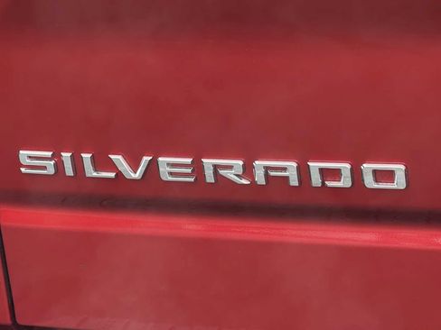 Used 2022 Chevrolet Silverado 1500 RST w/ Convenience Package II image 32