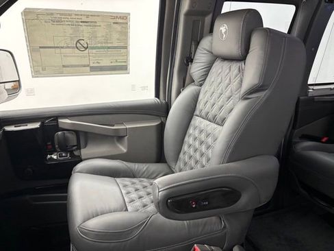 New 2026 GMC Savana 2500 Extended RWD image 45