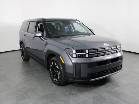 Used 2026 Hyundai Santa Fe SE image 13