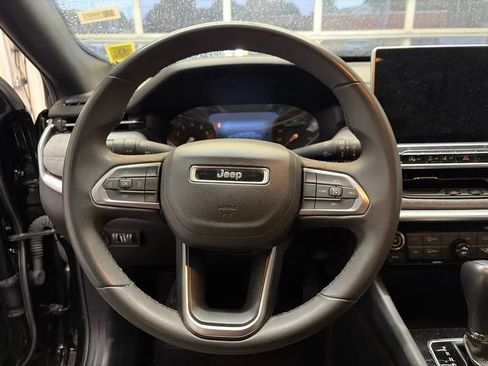 Used 2024 Jeep Compass Latitude AWD/4WD image 24