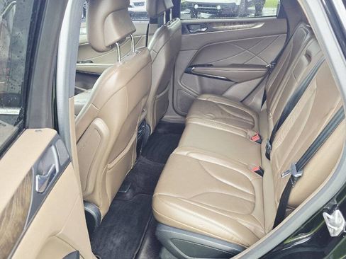 Used 2017 Lincoln MKC Reserve w/ Technology Package AWD/4WD image 11