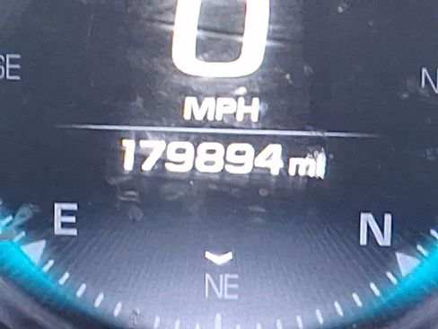 Used 2017 Chevrolet Suburban Premier image 36