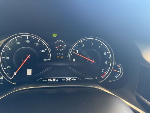 Used 2016 BMW 750i xDrive AWD/4WD image 18