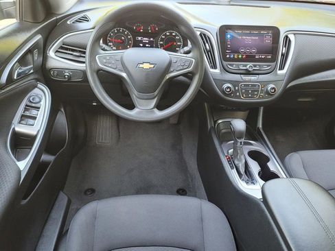 Used 2022 Chevrolet Malibu LT image 10