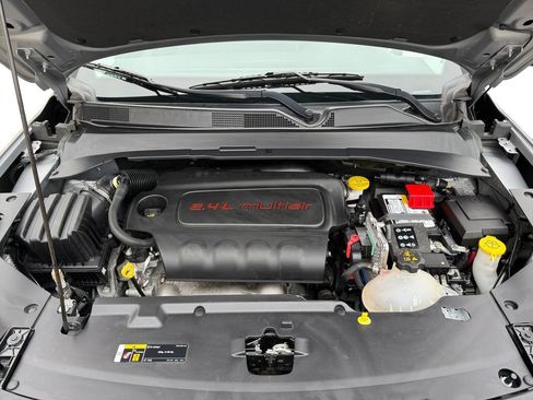 Used 2022 Jeep Compass Latitude image 22