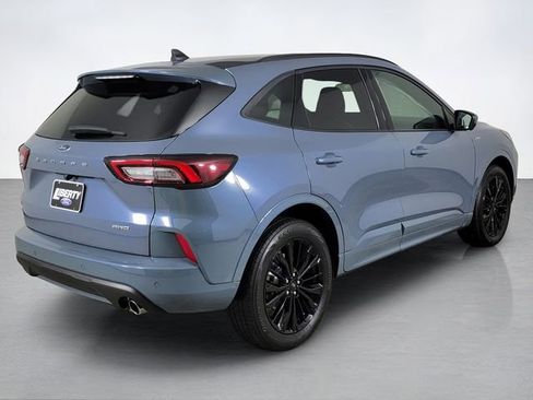 Certified 2023 Ford Escape ST-Line Elite AWD/4WD image 3