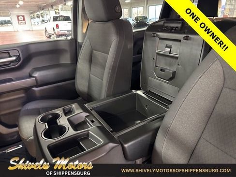 Used 2025 Chevrolet Silverado 1500 Custom Trail Boss AWD/4WD image 22