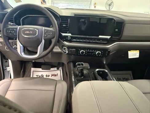 New 2026 GMC Sierra 1500 SLT w/ SLT Premium Plus Package AWD/4WD image 13