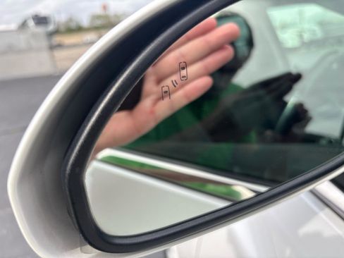 Used 2017 Buick Enclave Premium w/ Experience Buick Package AWD/4WD image 35