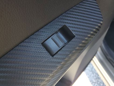 Used 2015 Toyota RAV4 XLE image 17