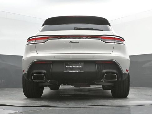 New 2026 Porsche Macan AWD/4WD image 31