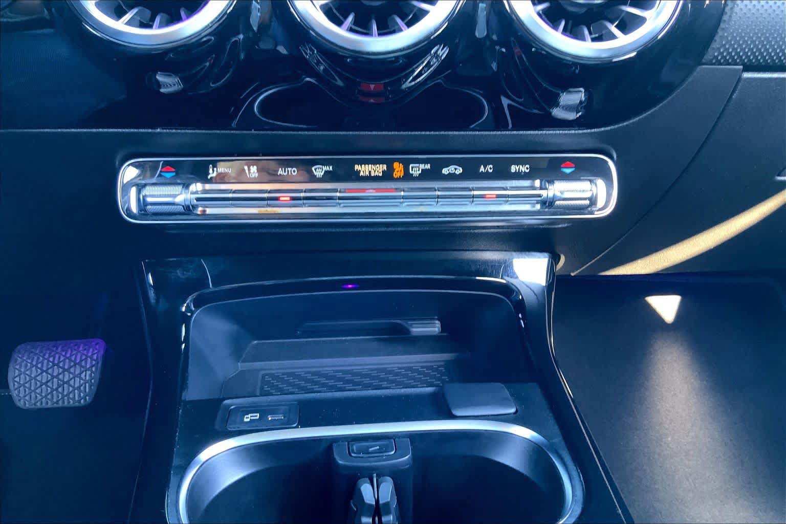 Used 2019 Mercedes-Benz A 220 4MATIC image 34