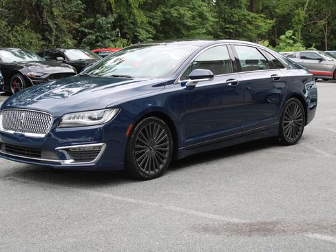 Used 2018 Lincoln MKZ Reserve FWD image 4