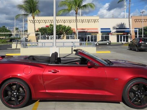 Used 2017 Chevrolet Camaro SS RWD image 10