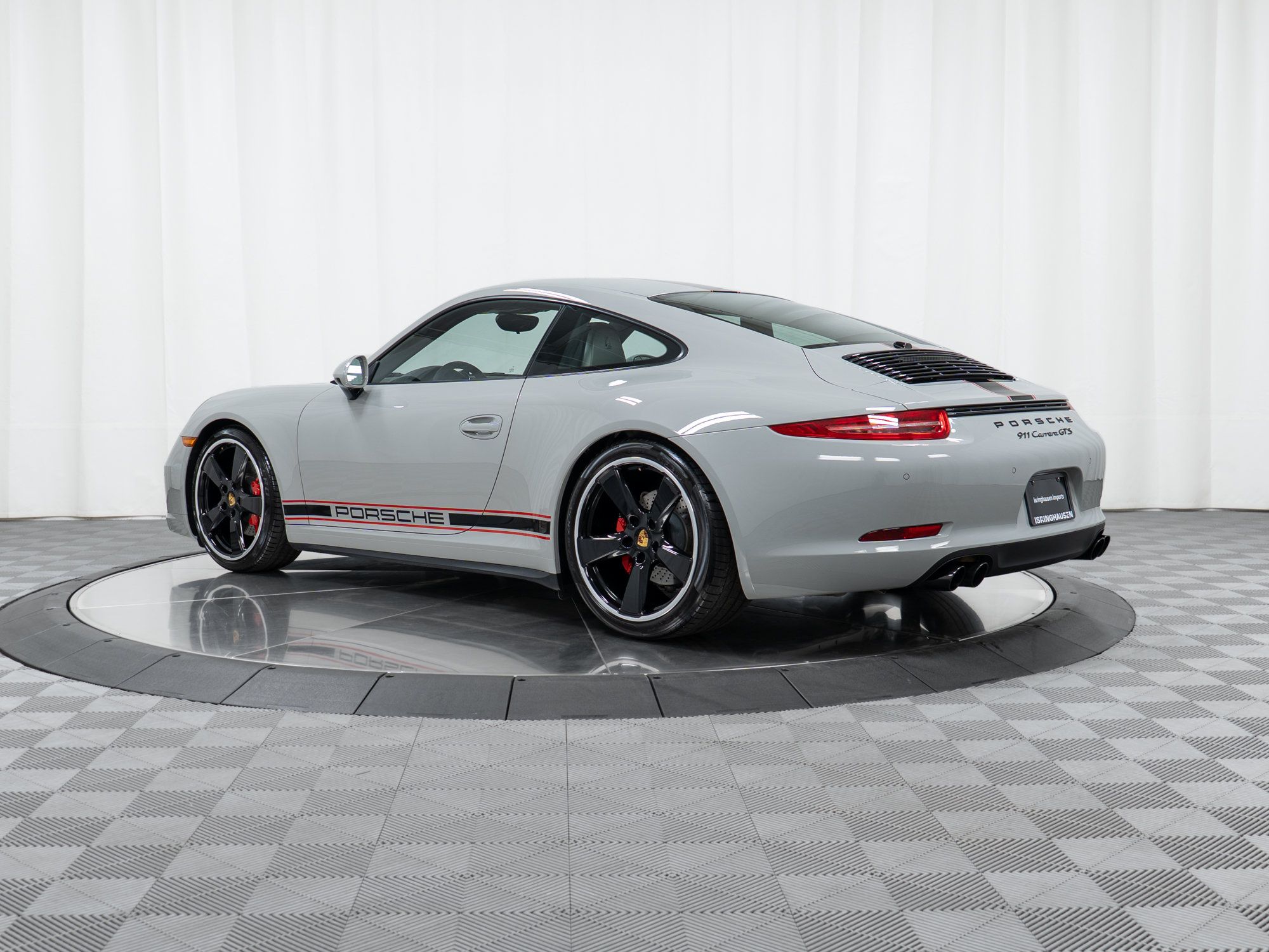 Certified 2016 Porsche 911 Carrera GTS RWD image 3