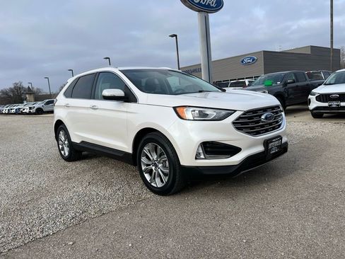 Used 2019 Ford Edge Titanium image 1