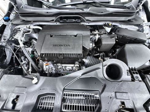 Certified 2023 Honda Pilot Sport image 11