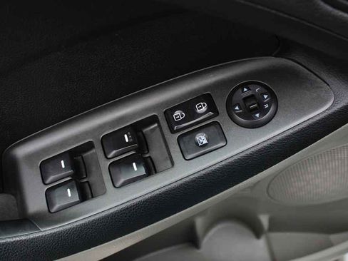 Used 2015 Kia Forte LX FWD image 11
