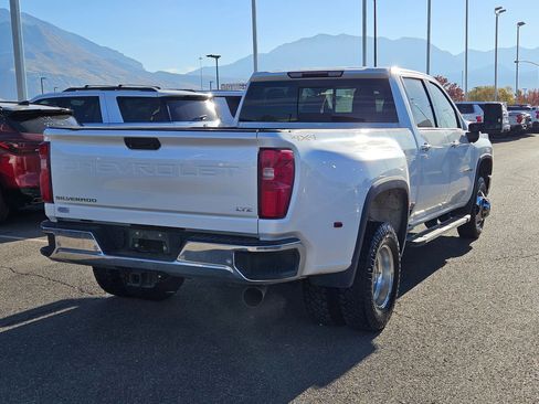 Used 2021 Chevrolet Silverado 3500 LTZ w/ LTZ Plus Package image 3