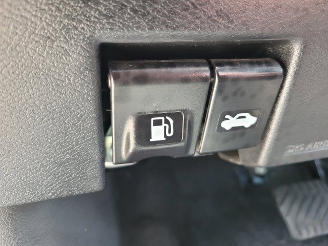 Certified 2025 Nissan Versa SV FWD image 19