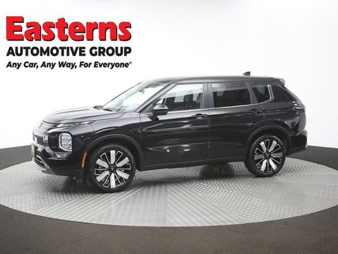 Used 2025 Mitsubishi Outlander SE AWD/4WD image 59