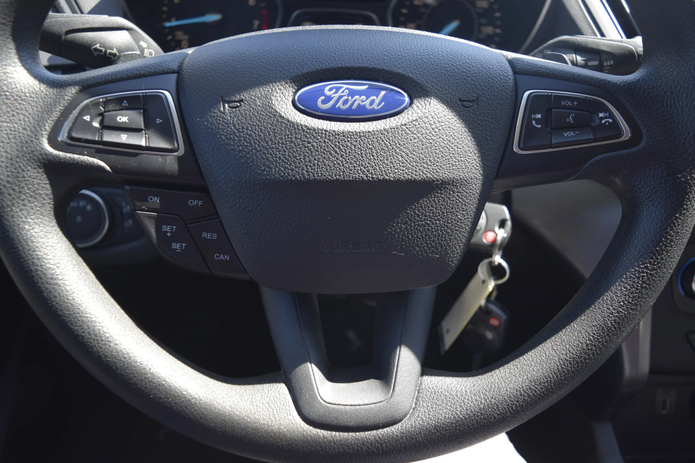 Used 2017 Ford Escape SE w/ Equipment Group 201A FWD image 13