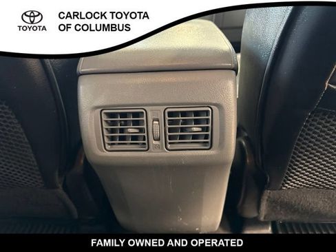 Used 2011 Toyota 4Runner SR5 w/ Premium Pkg w/Leather AWD/4WD image 18