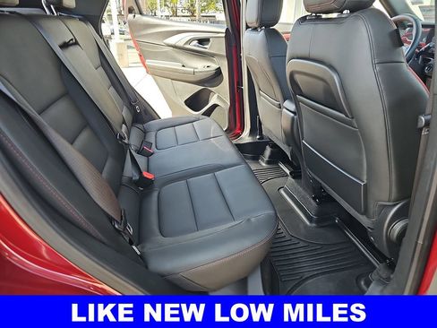 Used 2025 Chevrolet TrailBlazer RS w/ Driver Confidence Package image 11