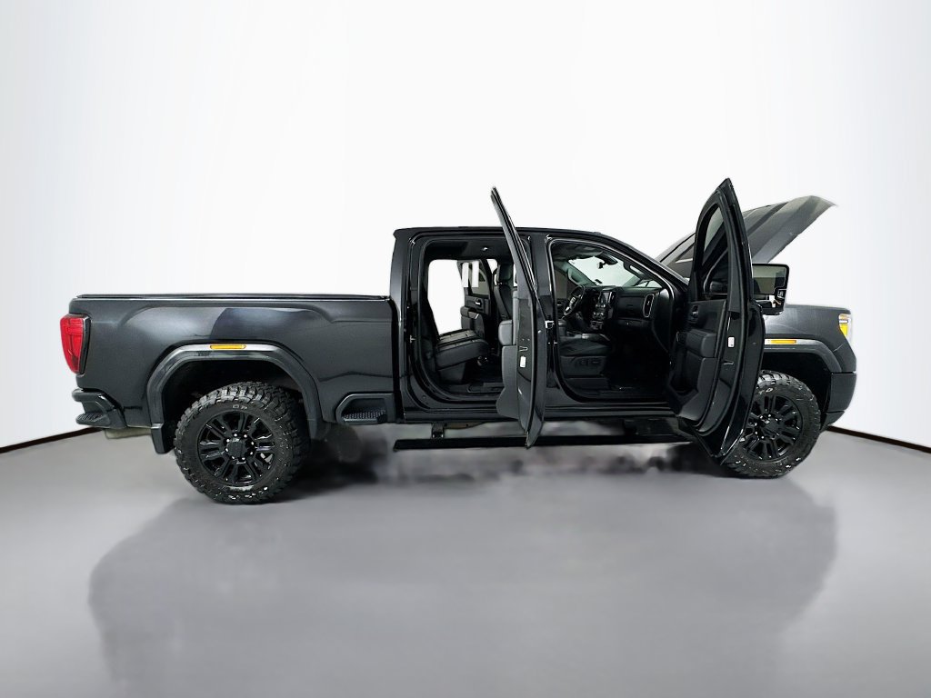 Used 2022 GMC Sierra 3500 Denali w/ Denali Black Diamond Edition AWD/4WD image 29