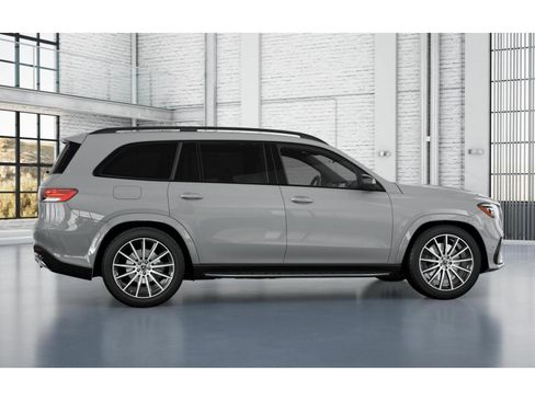 New 2026 Mercedes-Benz GLS 580 4MATIC image 19
