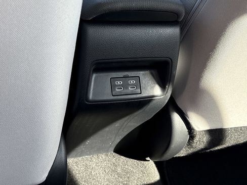 Used 2024 Toyota Corolla LE image 14