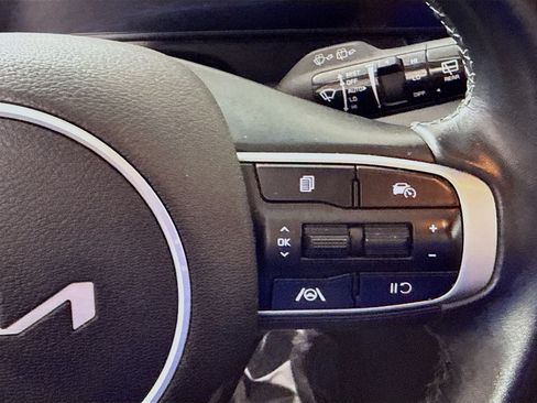 Used 2023 Kia Sportage EX FWD image 15
