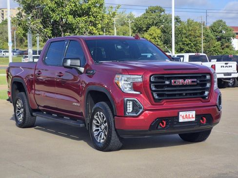 Certified 2020 GMC Sierra 1500 AT4 w/ AT4 Premium Package AWD/4WD image 1