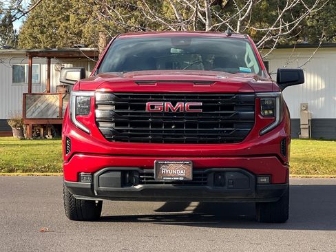 Used 2022 GMC Sierra 1500 Elevation image 10