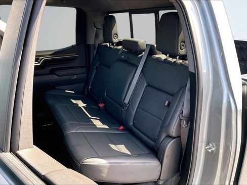 Used 2024 Chevrolet Silverado 1500 LT Trail Boss w/ LT Trail Boss Premium Package AWD/4WD image 27