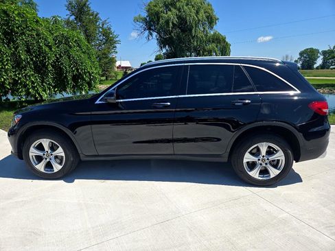 Used 2017 Mercedes-Benz GLC 300 w/ Premium 1 Package image 2