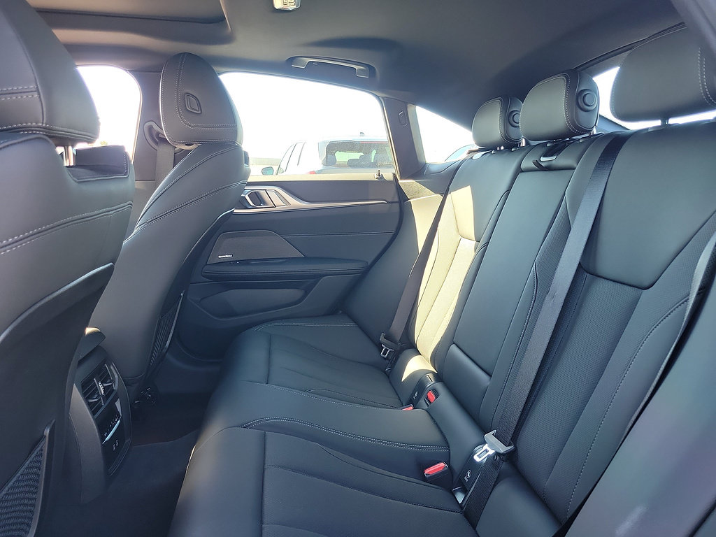 Used 2023 BMW i4 eDrive35 RWD image 14
