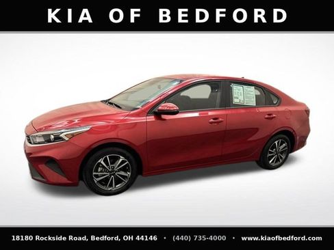 Used 2024 Kia Forte LXS w/ LXS Technology Package FWD image 9