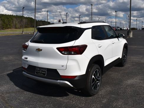 New 2026 Chevrolet TrailBlazer LT w/ Convenience Package image 3