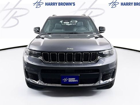 New 2025 Jeep Grand Cherokee L Limited w/ Trailer Tow Package image 30