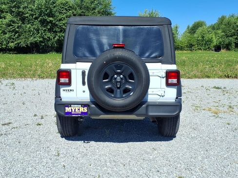 Used 2023 Jeep Wrangler Unlimited Sport AWD/4WD image 10