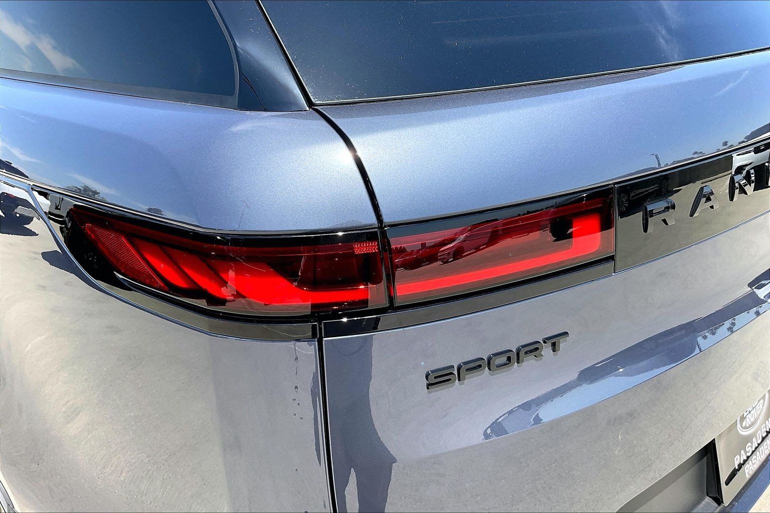 New 2026 Land Rover Range Rover Sport SE AWD/4WD image 8