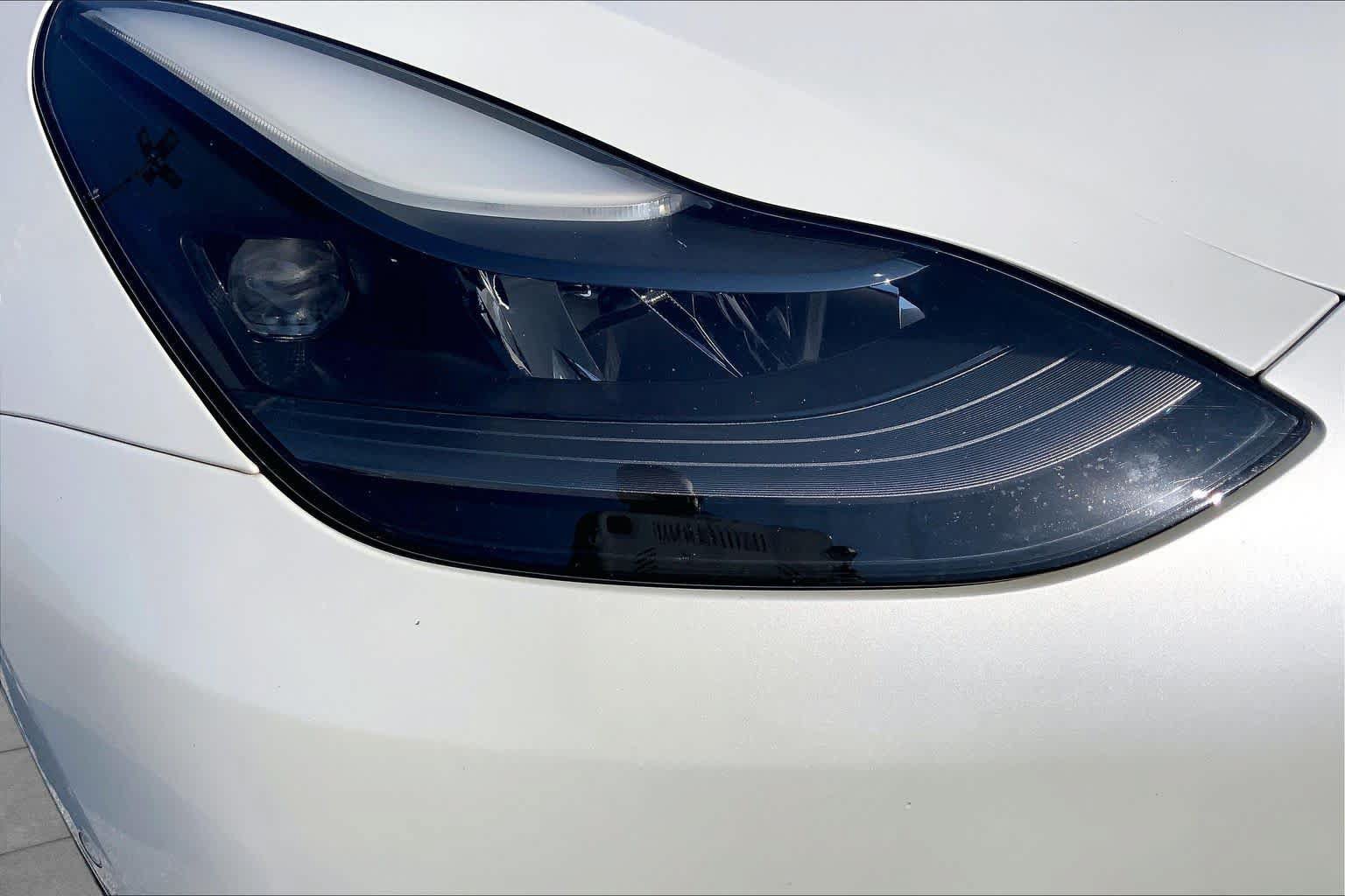 Used 2021 Tesla Model 3 Long Range AWD/4WD image 25