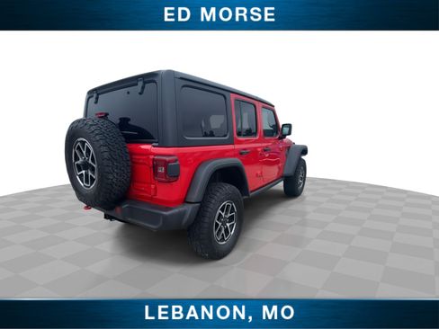 Used 2025 Jeep Wrangler Unlimited Rubicon AWD/4WD image 7