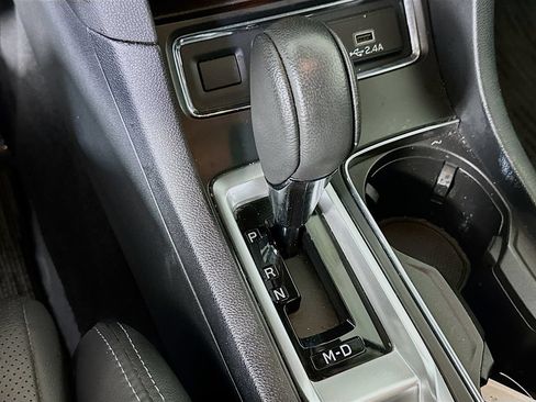 Used 2023 Subaru Ascent Limited AWD/4WD image 22