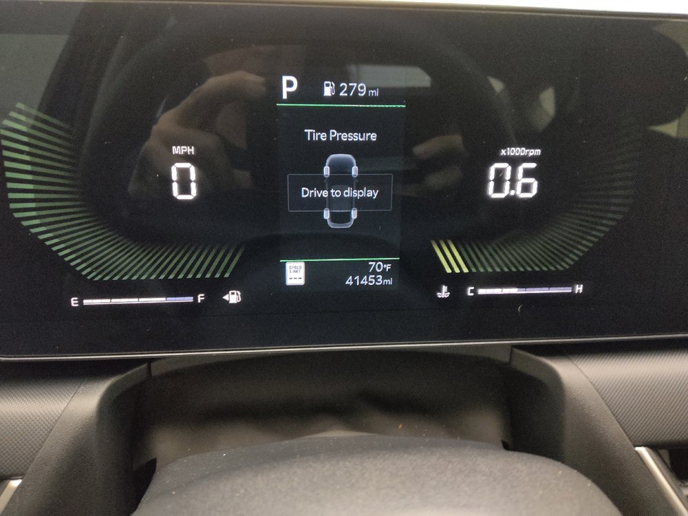 Used 2025 Kia K4 FWD image 23